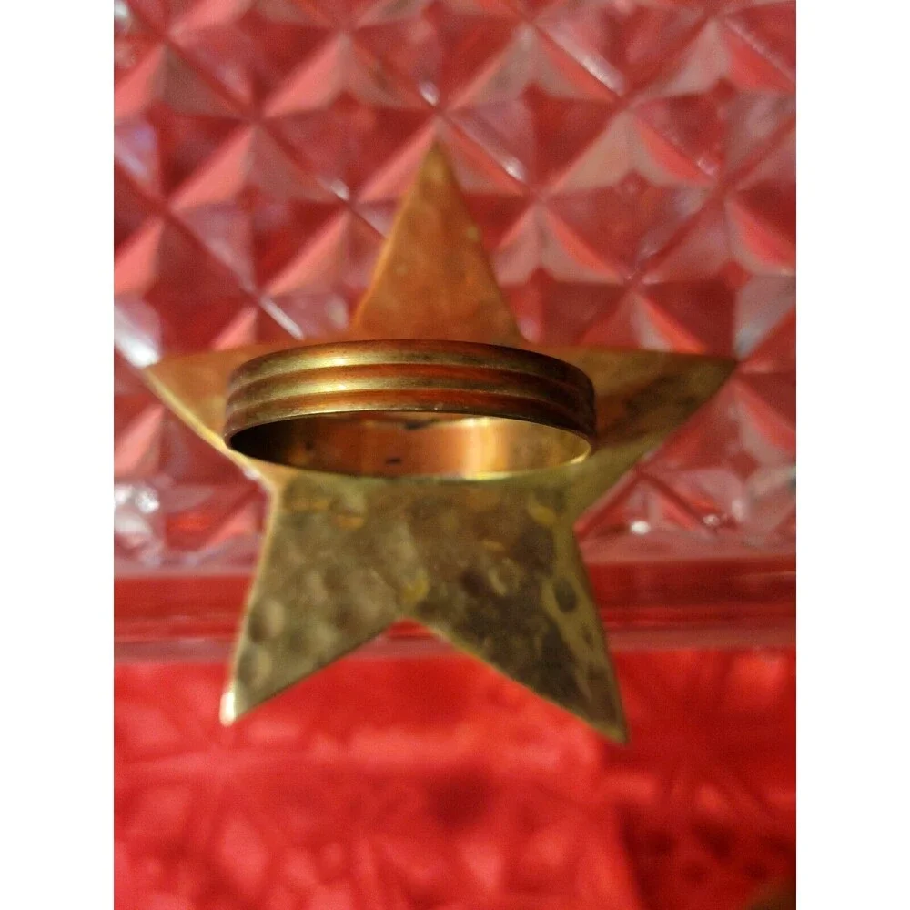 Star Brass Napkin Ring Holders W/some Patina Mid-century Set Of 4 Vintage